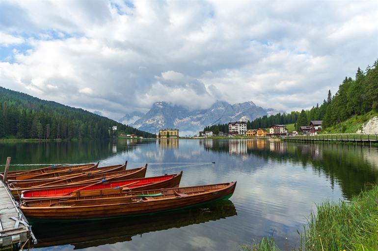 Misurina-See am Fuße der Drei Zinnen