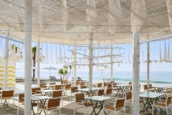 Le Meridien Ra Beach Hotel und Spa buchen