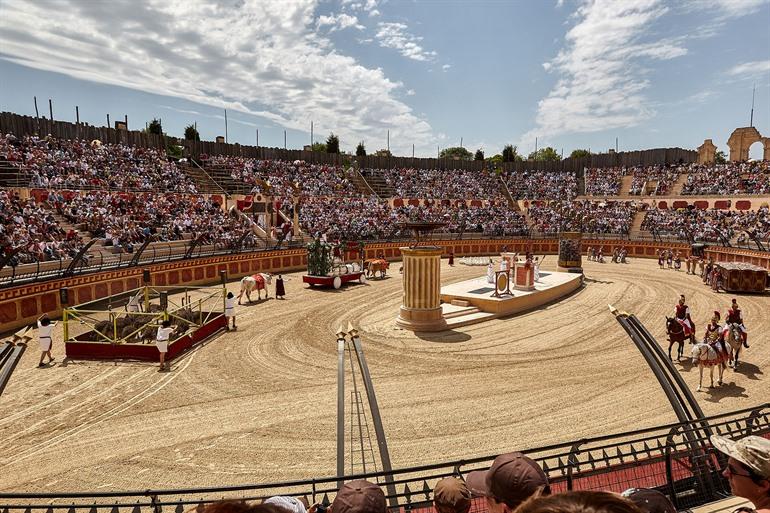 Das Triumphzeichen besuchen