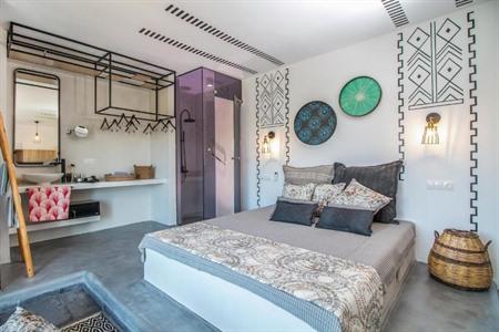Len Art Selected Studios in Faliraki buchen