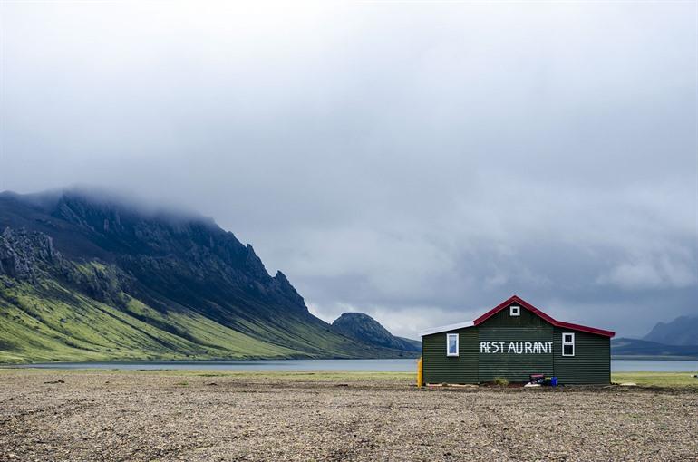 Álftavatn, Restaurant-Hütte am malerischen See, Island