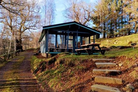 Buchen Sie die Chalets Loch Monzievaird