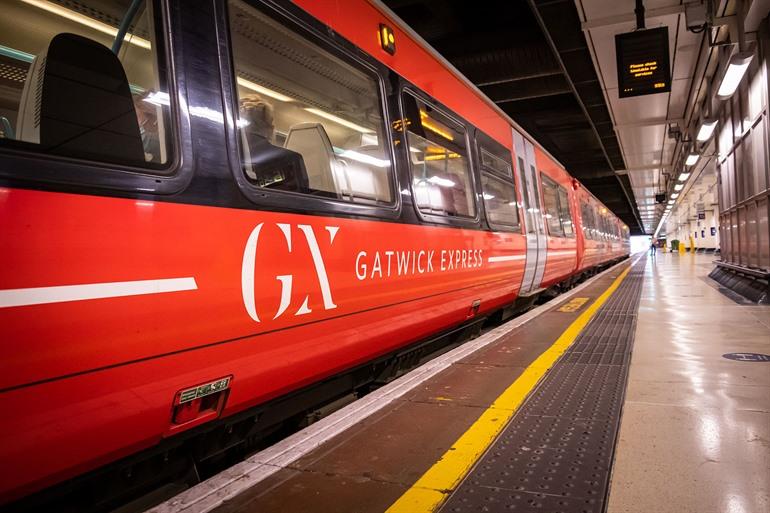 Mit dem Gatwick Express ins Stadtzentrum fahren