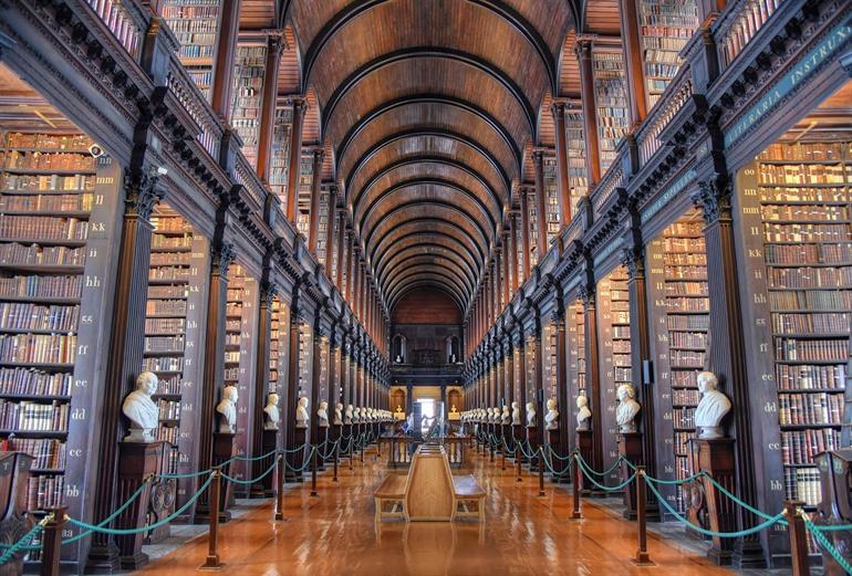 Lange Raum Alte Bibliothek Dublin