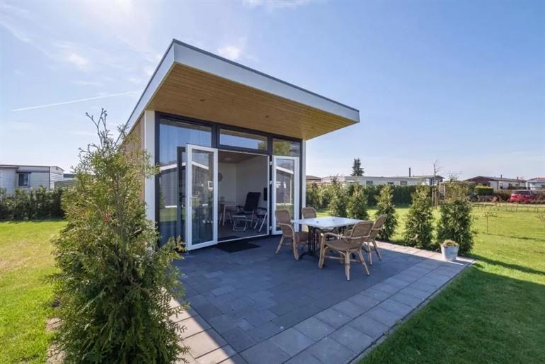 Luxus-Tiny House in Stroe buchen
