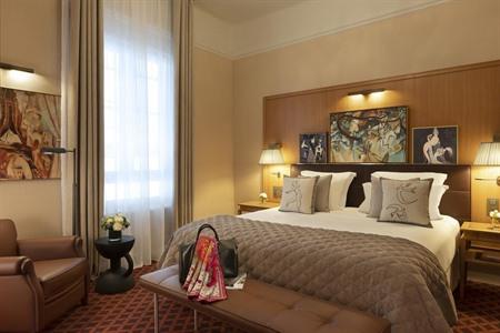 Luxusunterkunft im Hôtel Barrière Le Westminster buchen