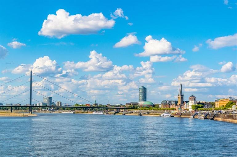 Unternehmen Sie eine Kreuzfahrt auf dem Rhein in Düsseldorf