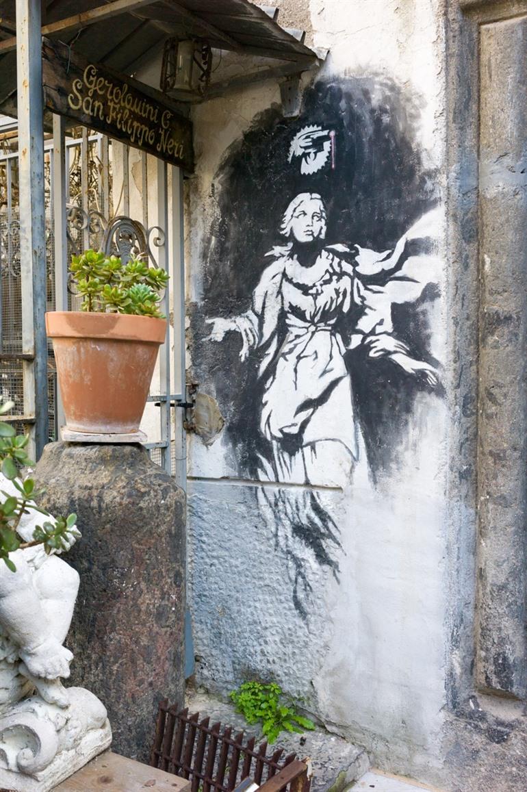 Madonna mit der Pistole von Banksy, Neapel