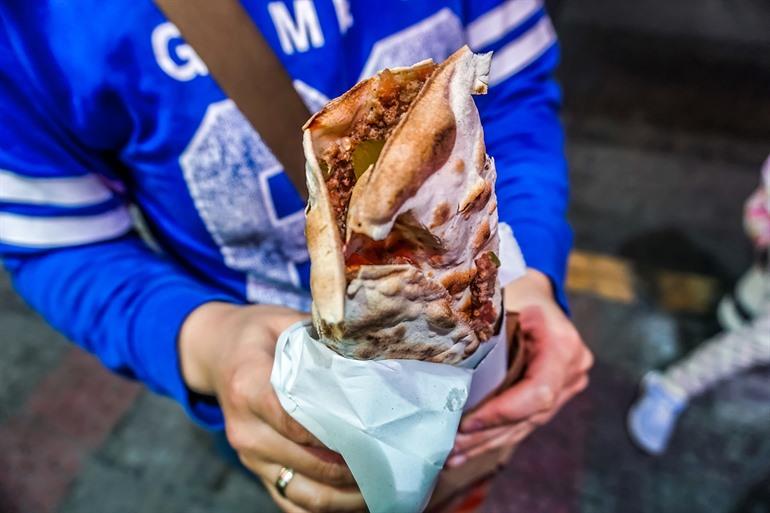 Manakish, die arabische Variante der Pizza