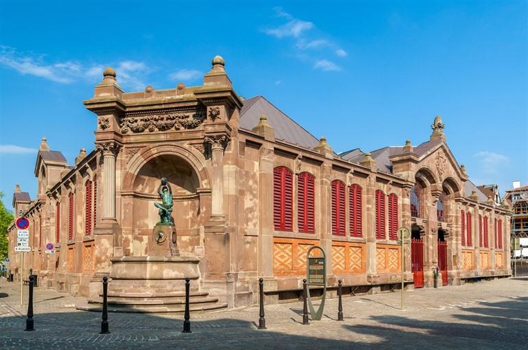 gedeckter Markt in Colmar