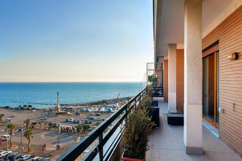 Mareluna Penthouse Luxussuiten buchen