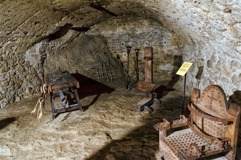 Folterkammer im Forte di San Leo, San Leo, Emilia-Romagna