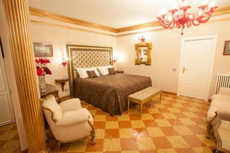Martins Residence de Luxe buchen