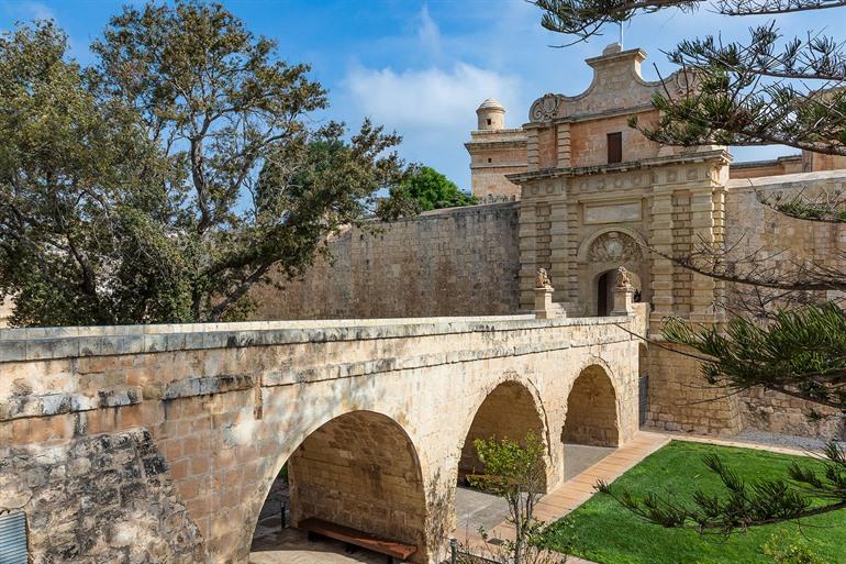 Mdina-Tor, Tor von King's Landing