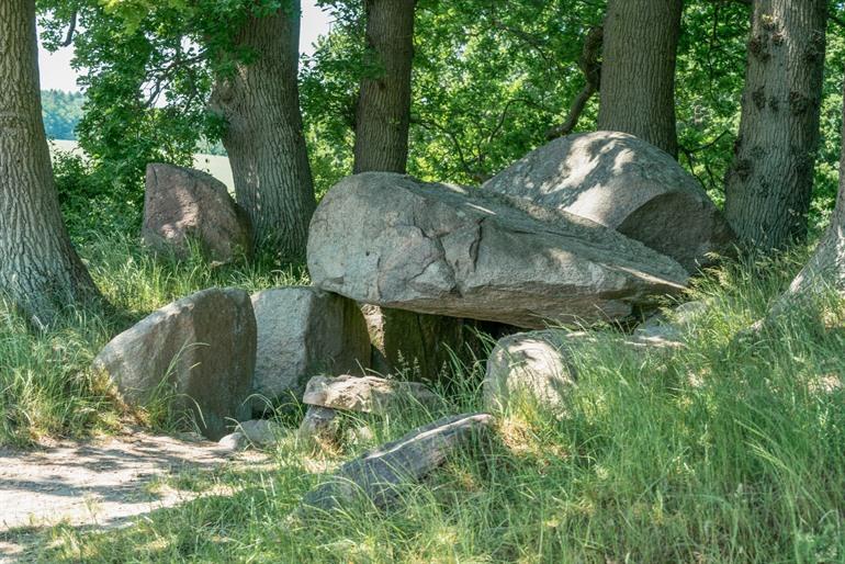Megalithische Gräber bei Lancken-Granitz, Rügen
