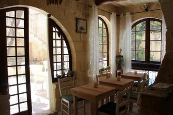 Miria Bed & Breakfast