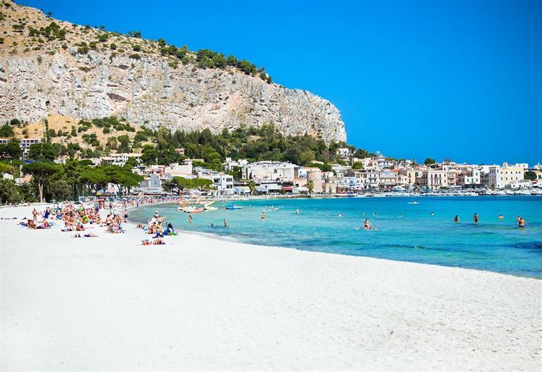 Mondello Strand