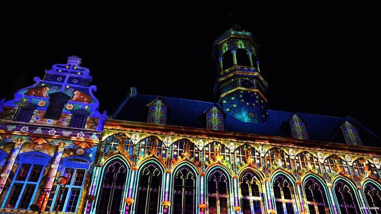 Mons und Lichter