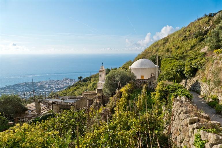 Monte Epomeo auf Ischia