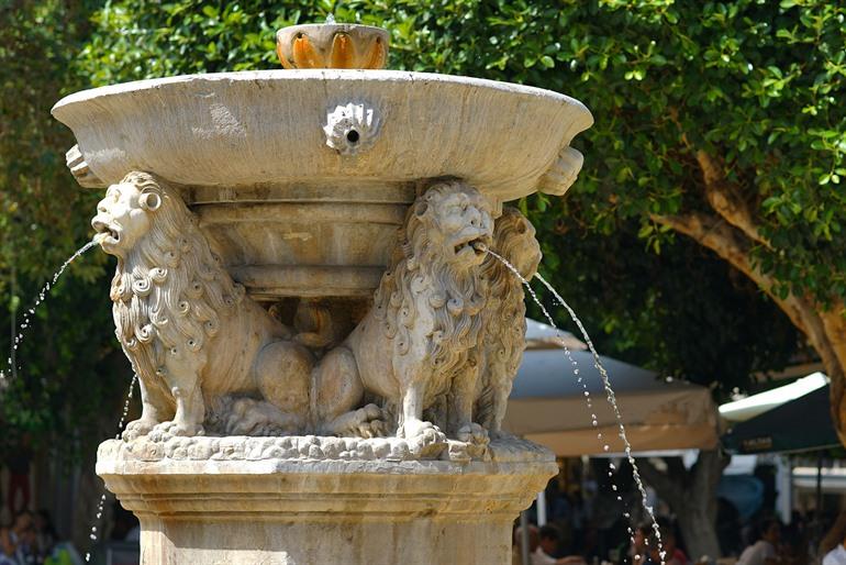Morosini-Brunnen, der Löwenbrunnen in Heraklion, Kreta