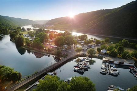 Camping an den Mosel-Inseln in Treis-Karden buchen
