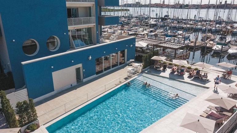 Mosella Suite Hotel in der Nähe des Strandes von Sottomarina buchen