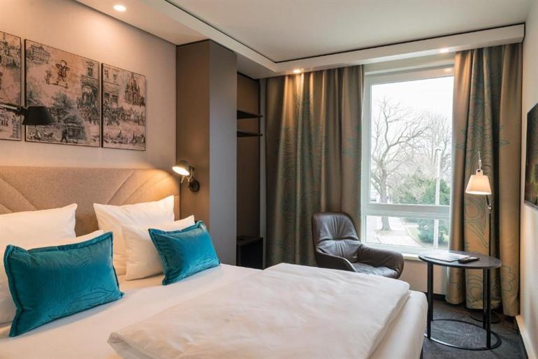 Motel One Dresden Palaisplatz buchen
