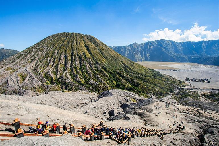 Den Mount Bromo besteigen, Java-Insel
