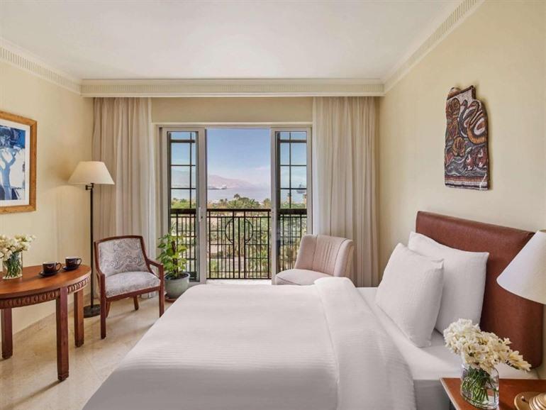 Mövenpick Resort & Residences Aqaba buchen