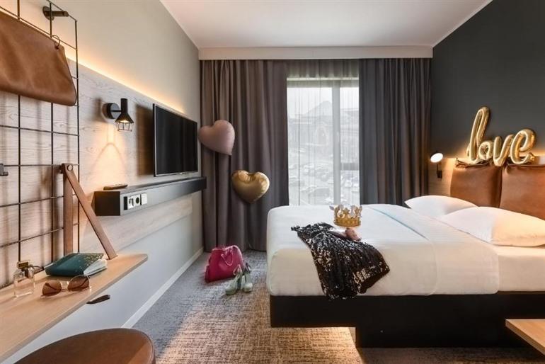 Moxy Dresden Neustadt buchen