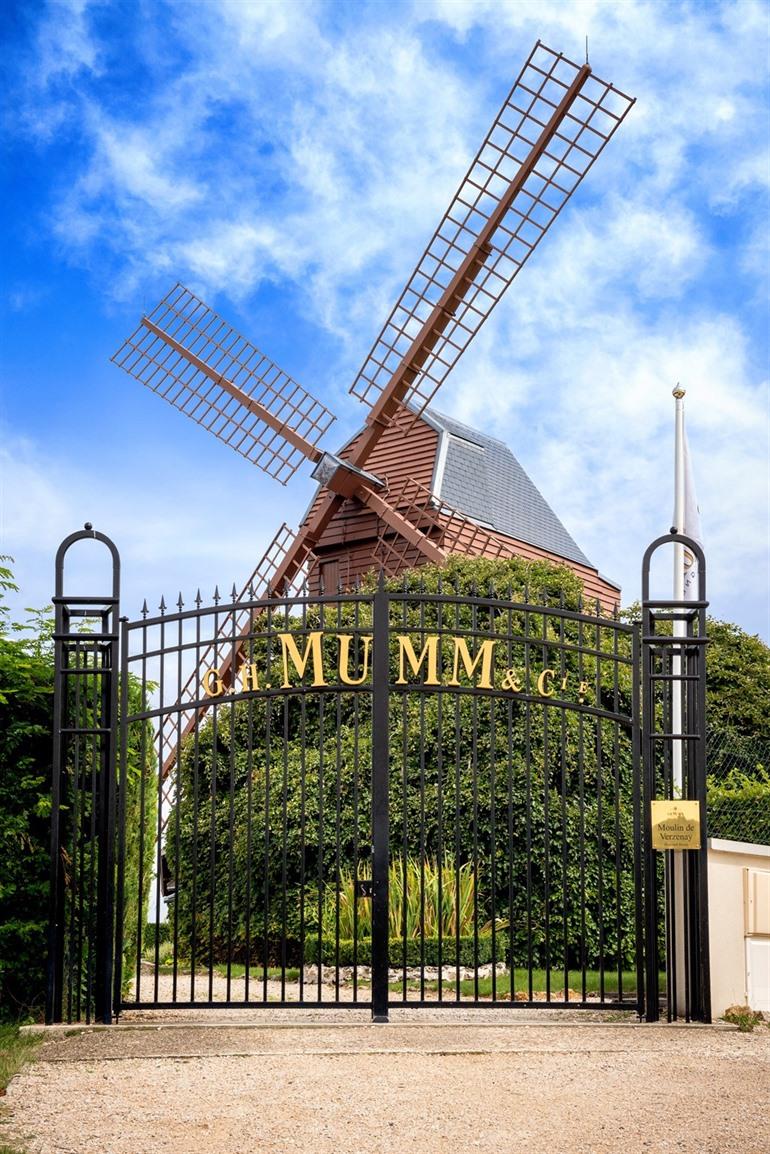 Mumm Champagner