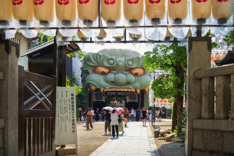 Namba Yasaka Shrine