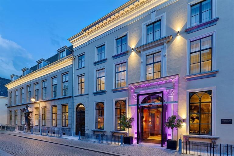 Nassau Breda Hotel