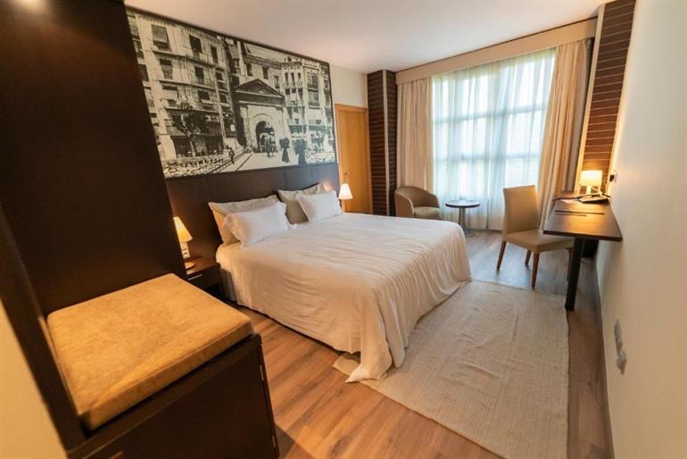 Nastasi Hotel & Spa buchen