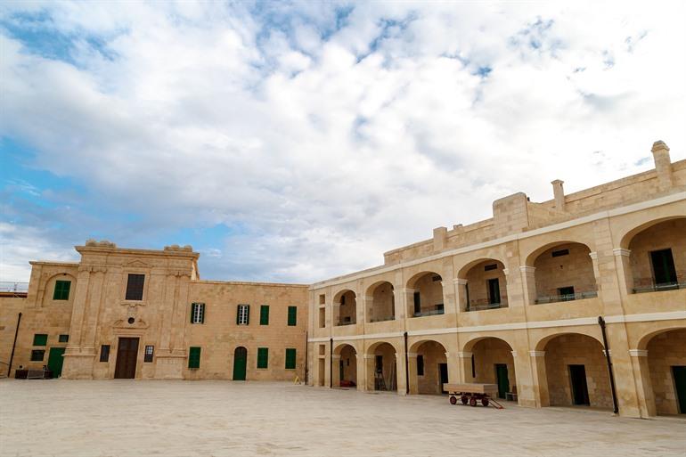 Das Nationale Kriegsmuseum Maltas in Valletta besuchen