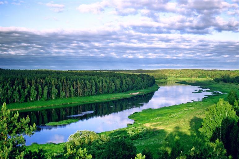 Den Naturpark des Daugava-Tals besuchen