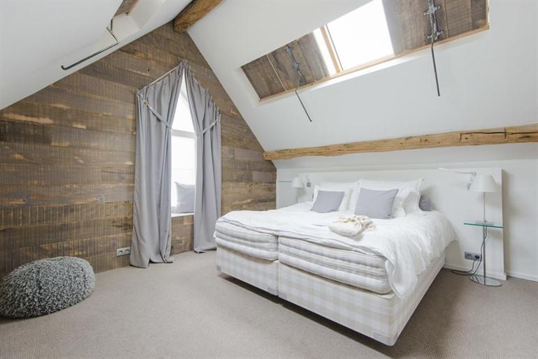 NEST Hotel