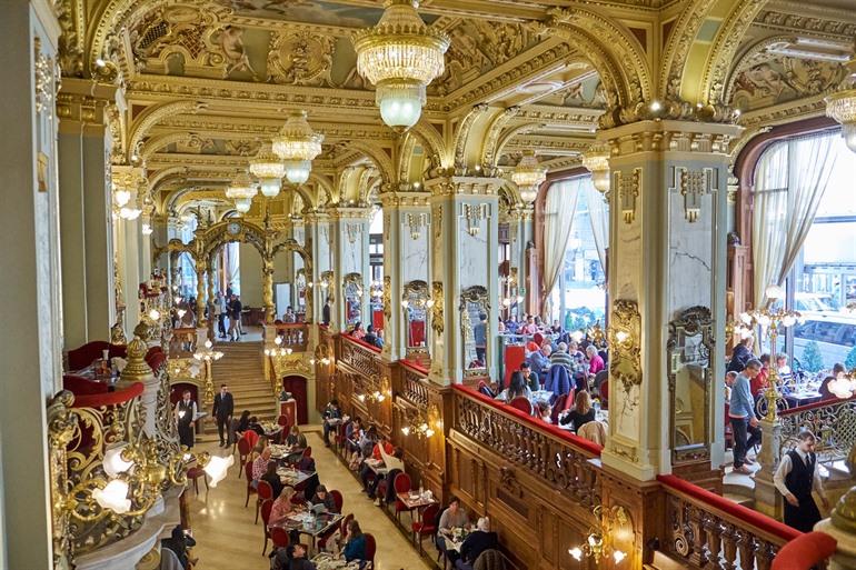 New York Coffee House, Budapest