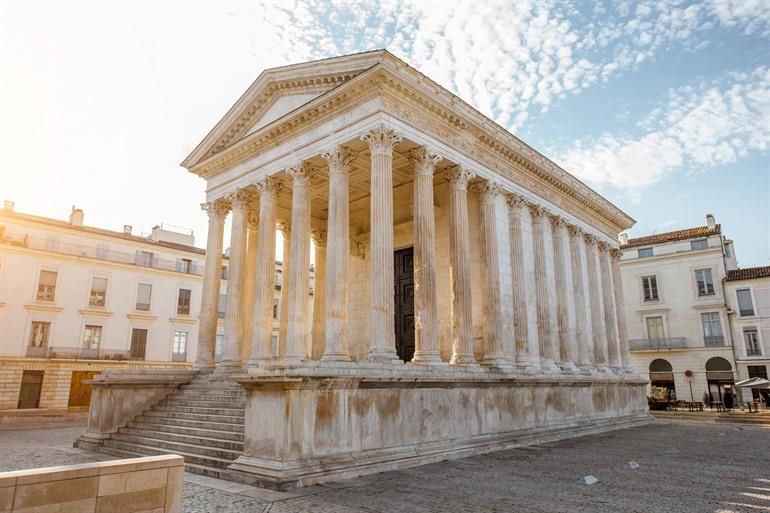 Nîmes: Maison Carrée