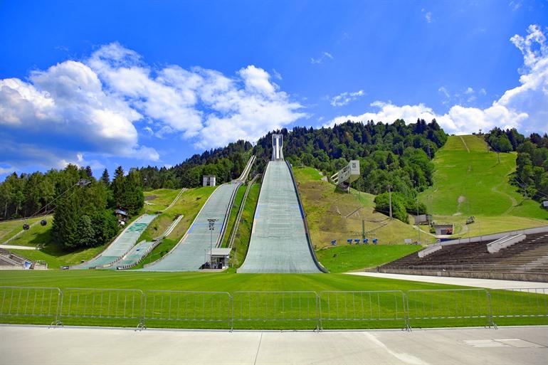 Olympiaschanze, die berühmte Skisprungschanze in Garmisch-Partenkirchen
