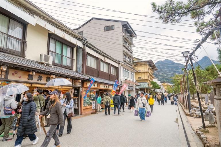 Omotesando-Straße auf der Insel Miyajima