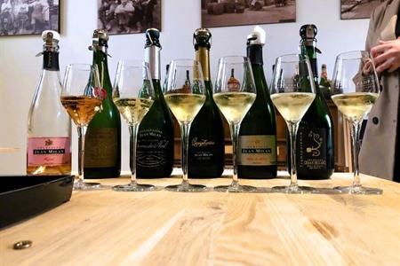 Entdecken Sie die Champagne-Region ab Epernay inklusive sechs Champagnerverkostungen