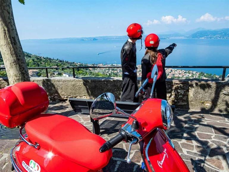 Entdecken Sie das Schönste des Gardasees auf der Vespa