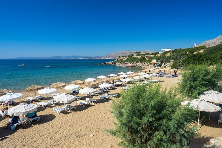 Entspannung am Strand von Pefkos, Rhodos