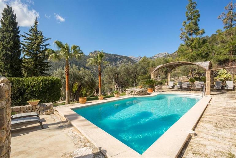 Unvergesslichen Aufenthalt im Finca Es Castell buchen
