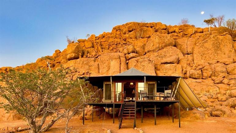 Unvergesslichen Aufenthalt im Twyfelfontein Adventure Camp buchen Jetzt ansehen