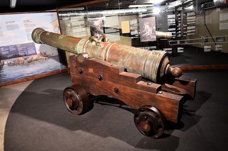 Altes Kanonen, das Horatio Nelsons Arm in Santa Cruz amputierte