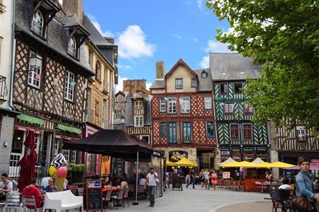 Alte Handwerkerhäuser in Rennes, Bretagne, Frankreich