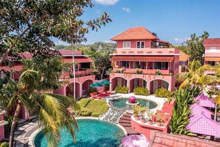 Übernachten bei PinkCoco Uluwatu in der Nähe des Padang Padang Strandes
