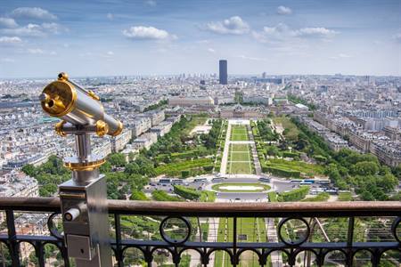Übersicht auf dem Champ de Mars von der Eiffelturm aus